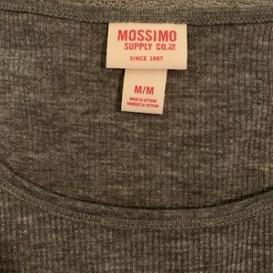 Long sleeve t shirts